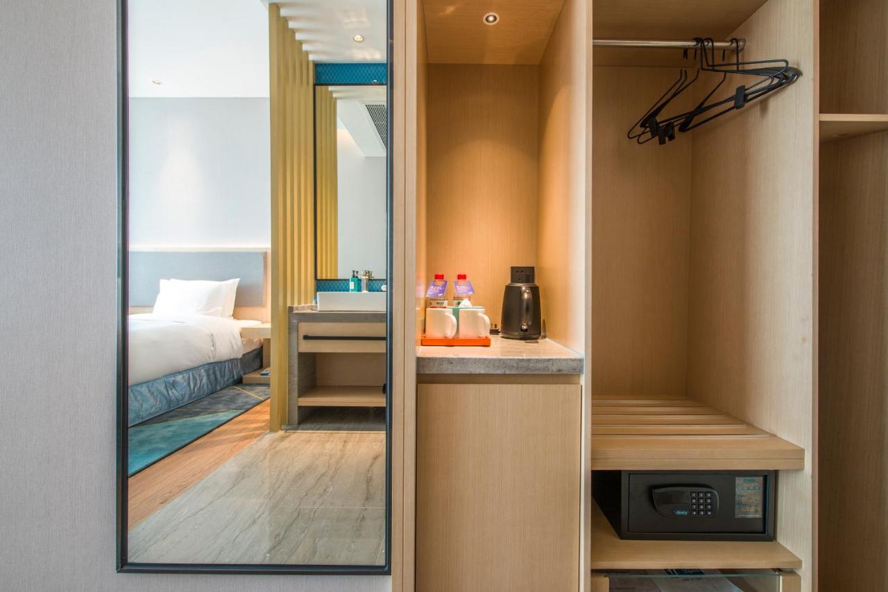 Holiday Inn Express Shenzhen Nanshan, An Ihg Hotel Zewnętrze zdjęcie
